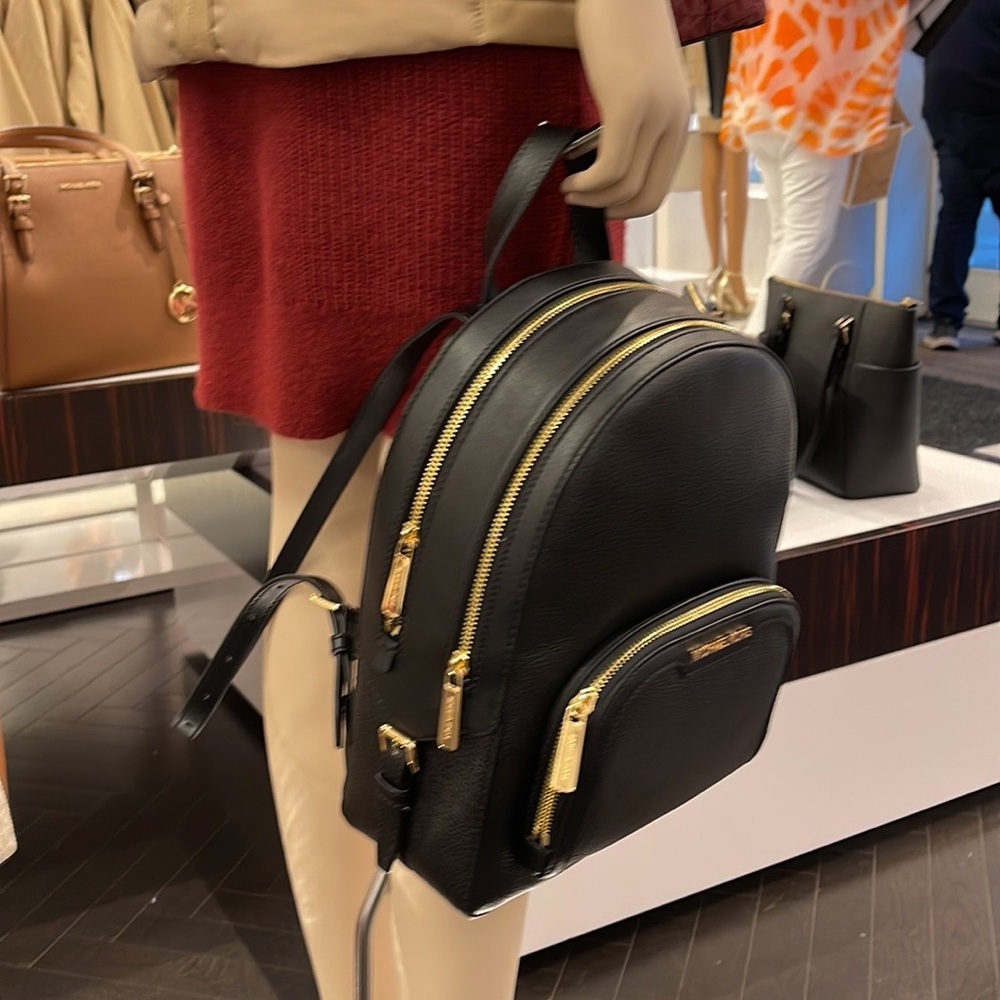 MICHAEL KORS Jaycee Medium zip pocket Pebbled Leather Backpack BLACK color - Picture 7 of 16